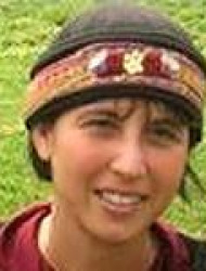 Dr. Esti Eisenmann